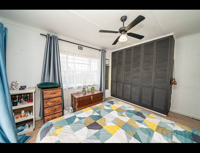 3 BEDROOM FREESTANDING FOR SALE IN MINNEBRON